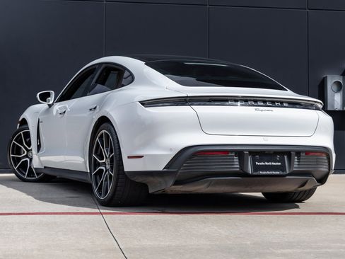 Certified 2023 Porsche Taycan image 3