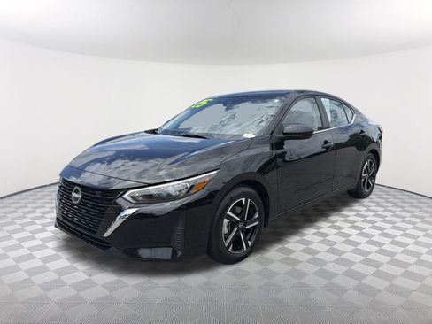 Used 2025 Nissan Sentra SV FWD image 3