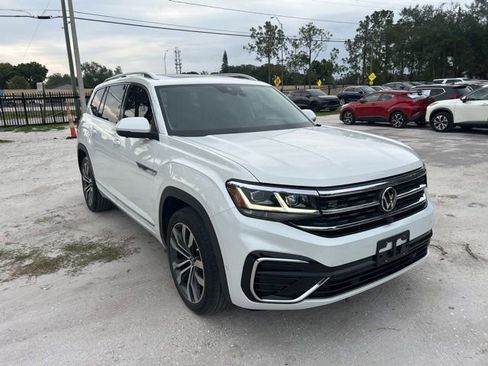 Used 2023 Volkswagen Atlas SEL Premium AWD/4WD image 1