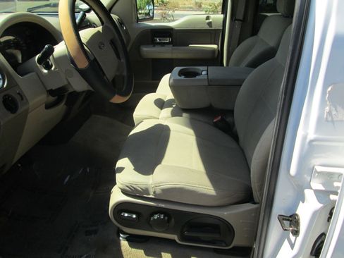 Used 2007 Ford F150 XLT AWD/4WD image 7