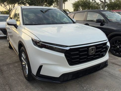 Used 2023 Honda CR-V EX image 4