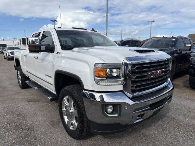 Used 2019 GMC Sierra 2500 SLT w/ Duramax Plus Package AWD/4WD image 4