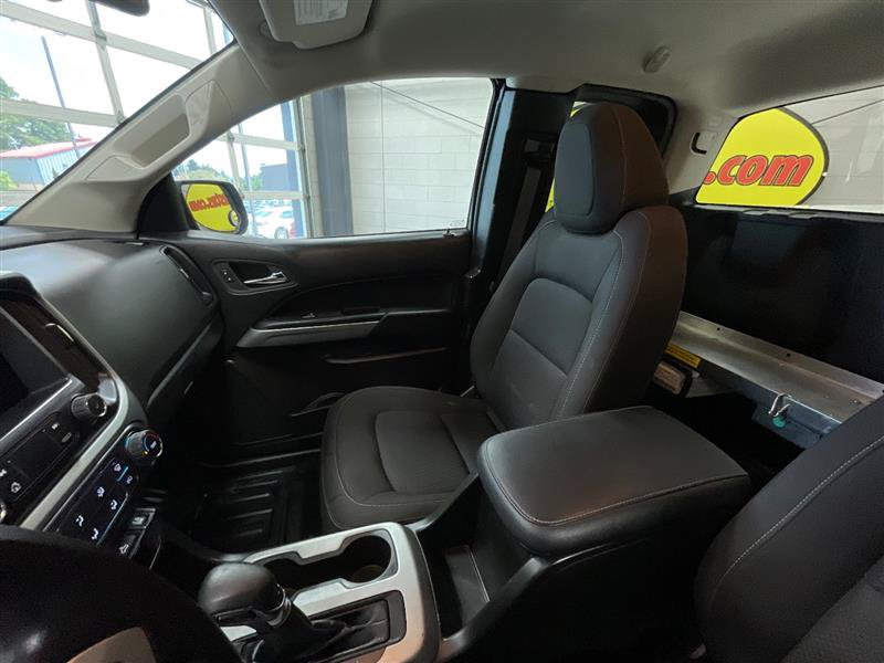 Used 2022 Chevrolet Colorado LT w/ Fleet Safety Package RWD image 12
