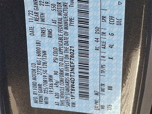 Used 2022 Ford F450 Platinum w/ FX4 Off-Road Package image 27