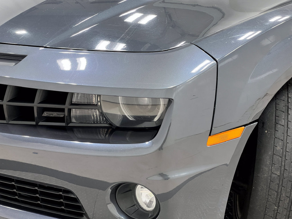 Used 2010 Chevrolet Camaro SS w/ RS Package RWD image 31