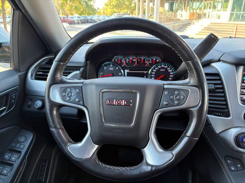 Used 2019 GMC Yukon SLT AWD/4WD image 22