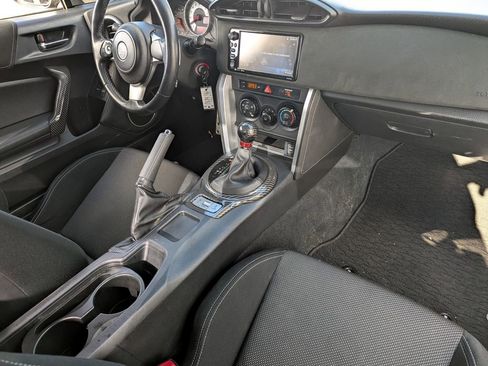 Used 2019 Toyota 86 RWD image 29