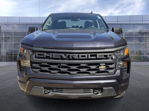 Used 2022 Chevrolet Silverado 1500 Custom RWD image 3
