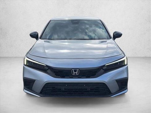 Used 2022 Honda Civic Sport image 2