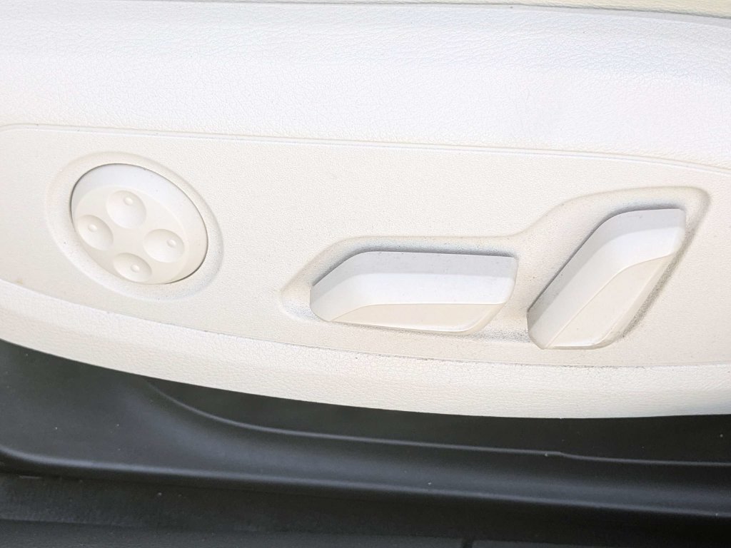 Used 2020 Audi A4 2.0T Premium w/ Convenience Package FWD image 19