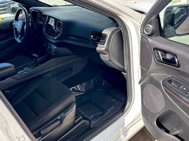 Used 2025 Dodge Durango GT AWD/4WD image 31