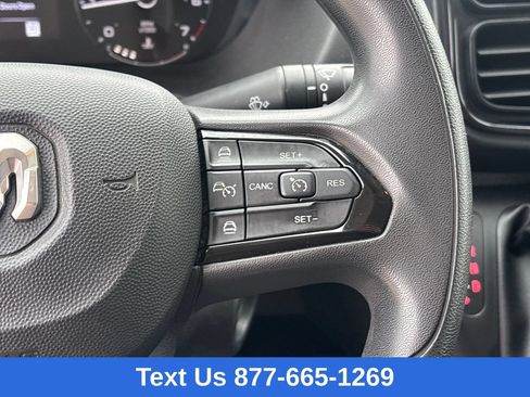Used 2024 RAM ProMaster 2500 w/ Convenience Group FWD image 15