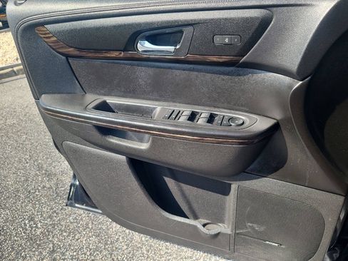 Used 2013 GMC Acadia Denali AWD/4WD image 27
