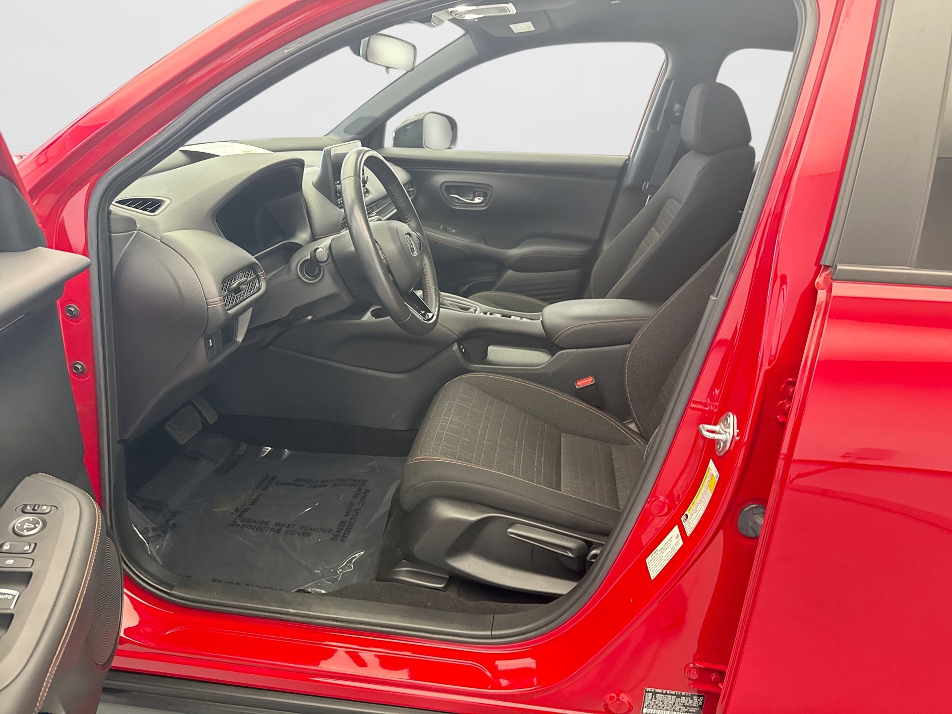 Used 2024 Honda HR-V Sport image 11