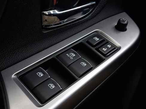 Used 2017 Subaru Crosstrek 2.0i Premium w/ Special Edition image 26