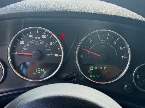 Used 2013 Jeep Wrangler Sport AWD/4WD image 9
