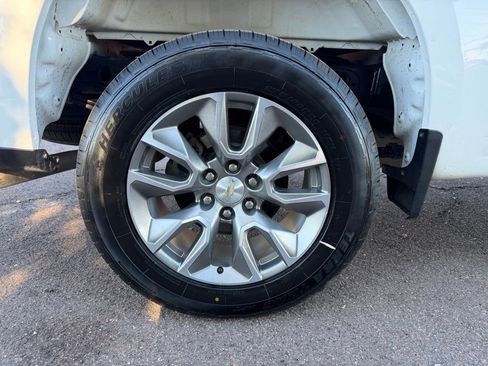 Used 2020 Chevrolet Silverado 1500 LT image 11