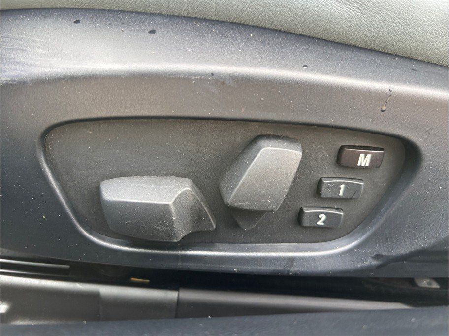 Used 2009 BMW M3 Convertible RWD image 16