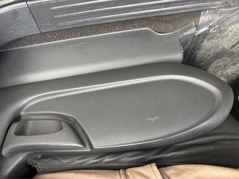 Used 2017 Nissan Titan SV RWD image 19