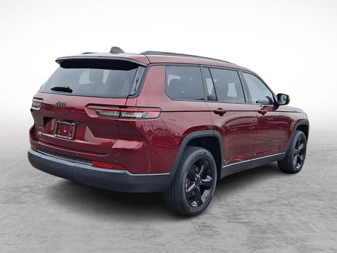 Used 2023 Jeep Grand Cherokee L Laredo AWD/4WD image 5