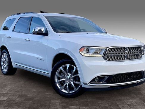Used 2016 Dodge Durango Citadel w/ Premium Entertainment Group AWD/4WD image 3
