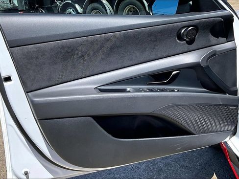 Used 2025 Hyundai Elantra N FWD image 22
