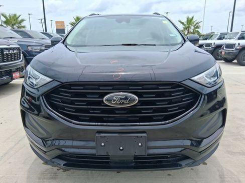Used 2022 Ford Edge SE w/ Black Appearance Package AWD/4WD image 2