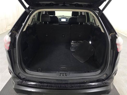 Used 2019 Ford Edge Titanium w/ Canadian Touring Package AWD/4WD image 13