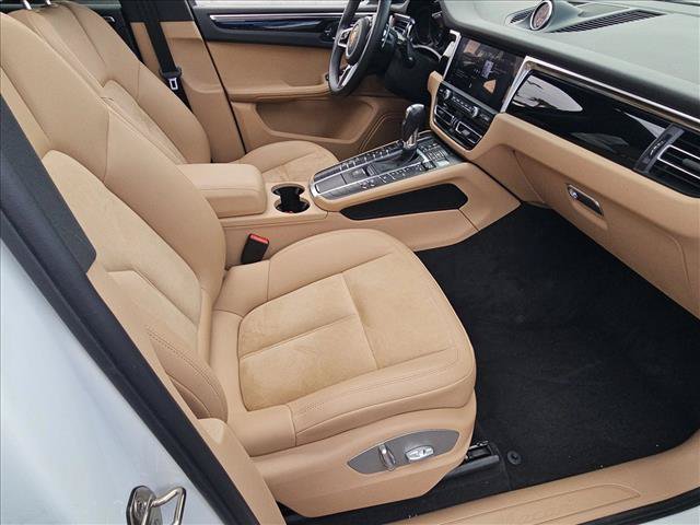 Used 2021 Porsche Macan AWD/4WD image 21