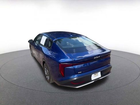 Used 2025 Kia K4 LXS FWD image 11