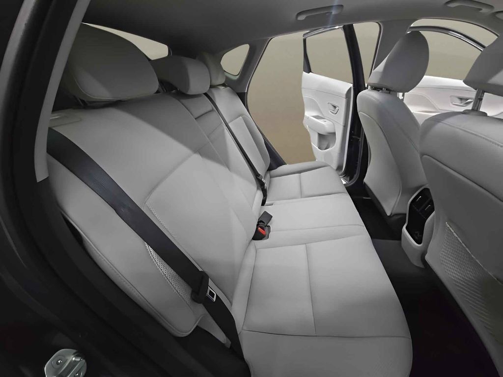 Certified 2024 Hyundai Kona Limited AWD/4WD image 23