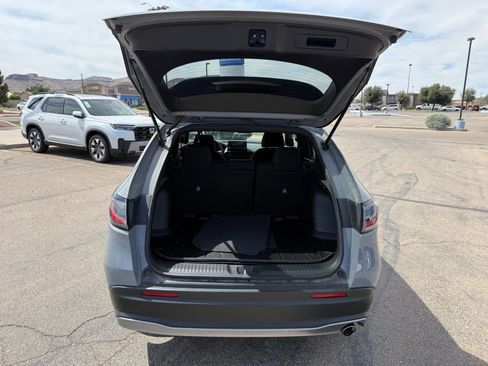 Certified 2024 Honda HR-V Sport image 38