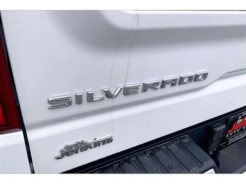 Used 2024 Chevrolet Silverado 1500 High Country w/ High Country Premium Package AWD/4WD image 33