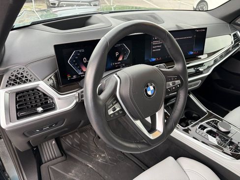 Used 2024 BMW X5 xDrive40i w/ Premium Package AWD/4WD image 22