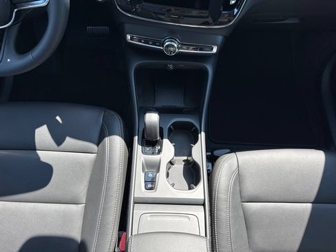 New 2026 Volvo XC40 B5 Core w/ Climate Package AWD/4WD image 23