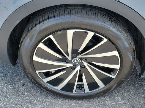 Used 2024 Volkswagen ID.4 S RWD image 6