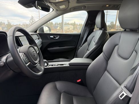 New 2025 Volvo XC60 B5 Core w/ Protection Package Premier image 12
