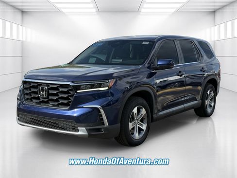 Certified 2025 Honda Pilot EX-L image 3