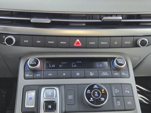 Used 2025 Hyundai Palisade SEL AWD/4WD image 15