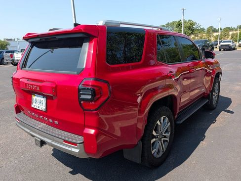 Used 2025 Toyota 4Runner Limited w/ Tow Technology Package AWD/4WD image 8