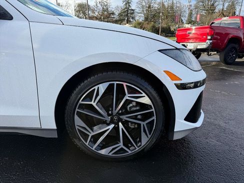 Used 2024 Hyundai Ioniq 6 SEL image 10