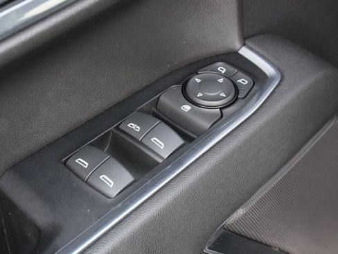 Used 2024 GMC Sierra 1500 SLE image 24