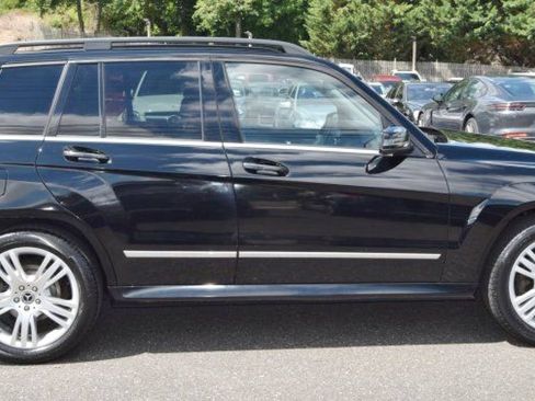Used 2013 Mercedes-Benz GLK 350 4MATIC image 11