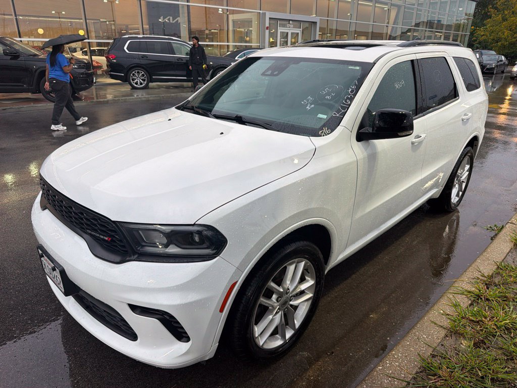 Used 2024 Dodge Durango GT AWD/4WD image 3
