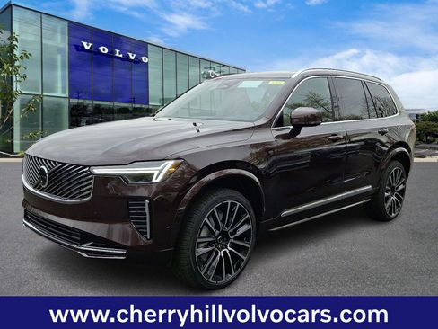 New 2026 Volvo XC90 B6 Plus w/ Protection Package Premier image 2