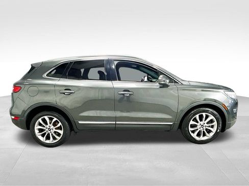 Used 2017 Lincoln MKC Select w/ Select Plus Package FWD image 10