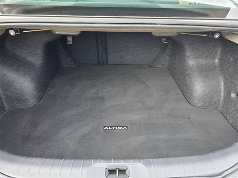 Used 2023 Nissan Altima 2.5 SR image 8