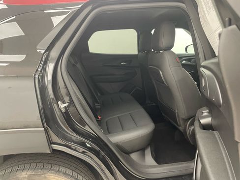 Used 2023 Chevrolet TrailBlazer RS AWD/4WD image 13