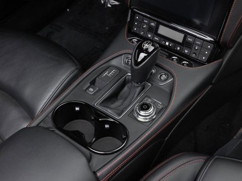 Used 2019 Maserati GranTurismo Sport image 18