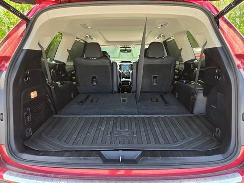 Used 2021 Subaru Ascent Limited w/ Technology Package AWD/4WD image 17